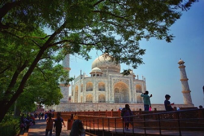 Skip The Line Private Taj Mahal & Agra Fort Day Tour By Car - Who should book this Agra day tour?