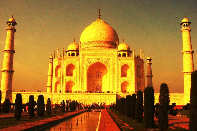 Skip the line "Taj Mahal" & "Agra Fort" Tickets with live Tour Guide. - What the guide adds