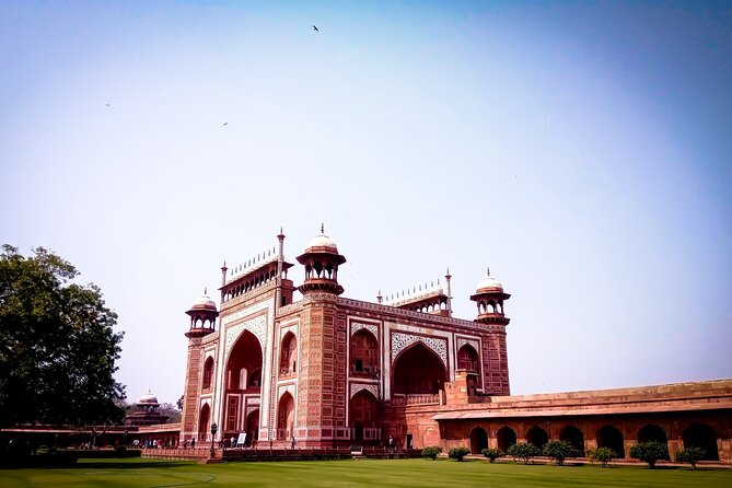 Skip the line "Taj Mahal" & "Agra Fort" Tickets with live Tour Guide. - Is the skip-the-line claim worth paying for?