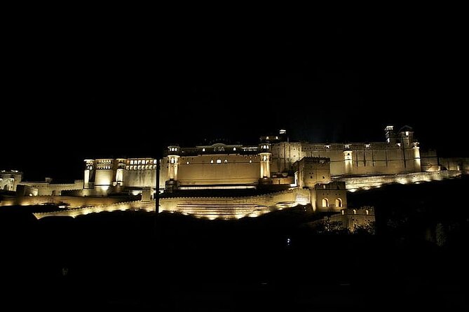 Sound & Light Show At Amber Fort, Jaipur - The evening begins with a private ride from Jaipur