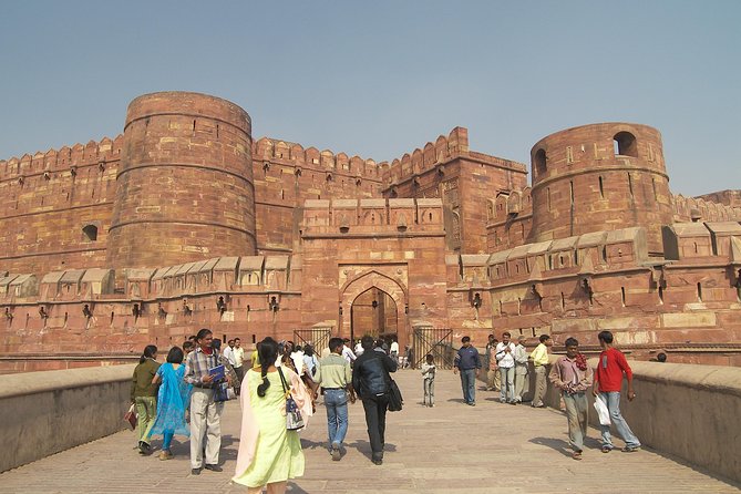 Sunrise at the Taj Mahal & Agra Fort Private Experience - Guide style and the human side of the tour