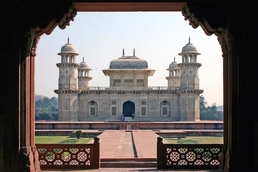 Sunrise Splendor: Agra Day Tour - Why the pre-dawn start matters