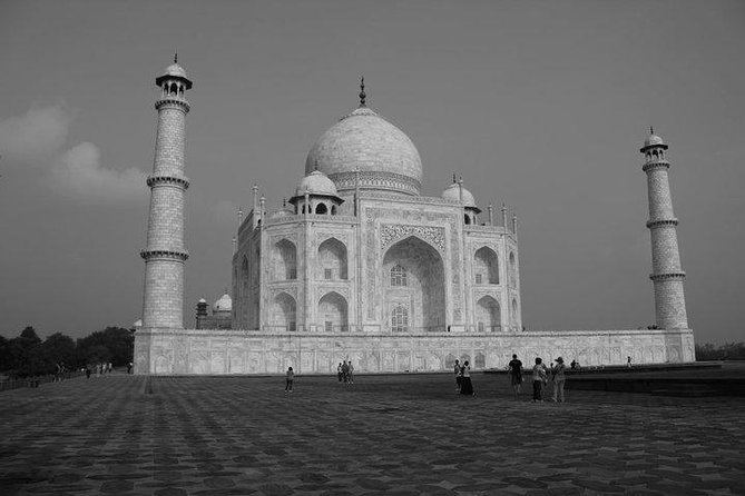 Sunrise Taj Mahal and Agra City Tour - The Baby Taj rewards a slower look
