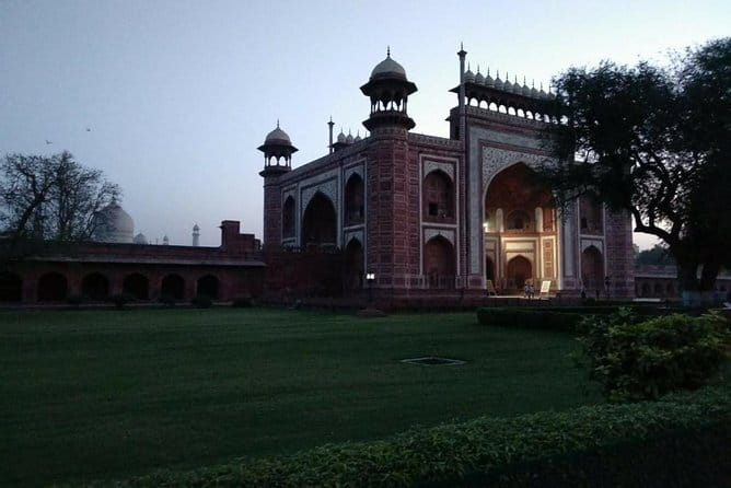 Sunrise tour of Taj Mahal with Guide - Who will get the most from this private tour