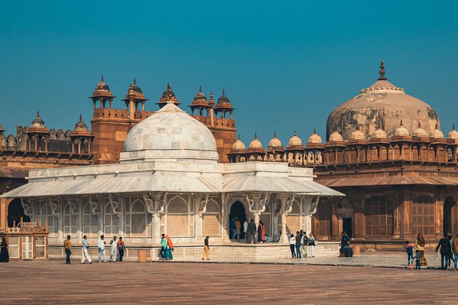 Taj Mahal Agra Fort and Fatehpur Sikri Guided City Tour - What is covered by the $50 price