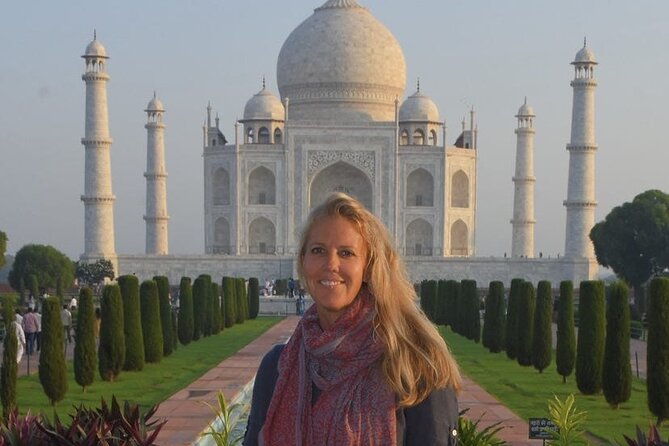 Taj Mahal, Agra Fort & Baby Taj Private Guided City Tour - Agra Fort and the Mughal seat of power