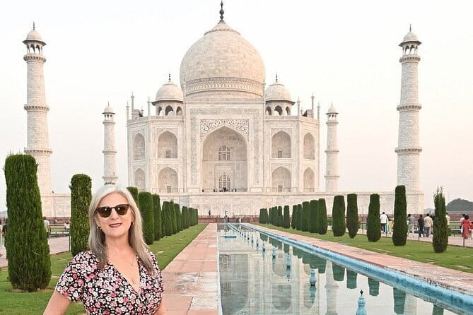 Taj Mahal Agra Fort Fatehpur Sikri Day Trip from Jaipur - Two hours at the Taj Mahal