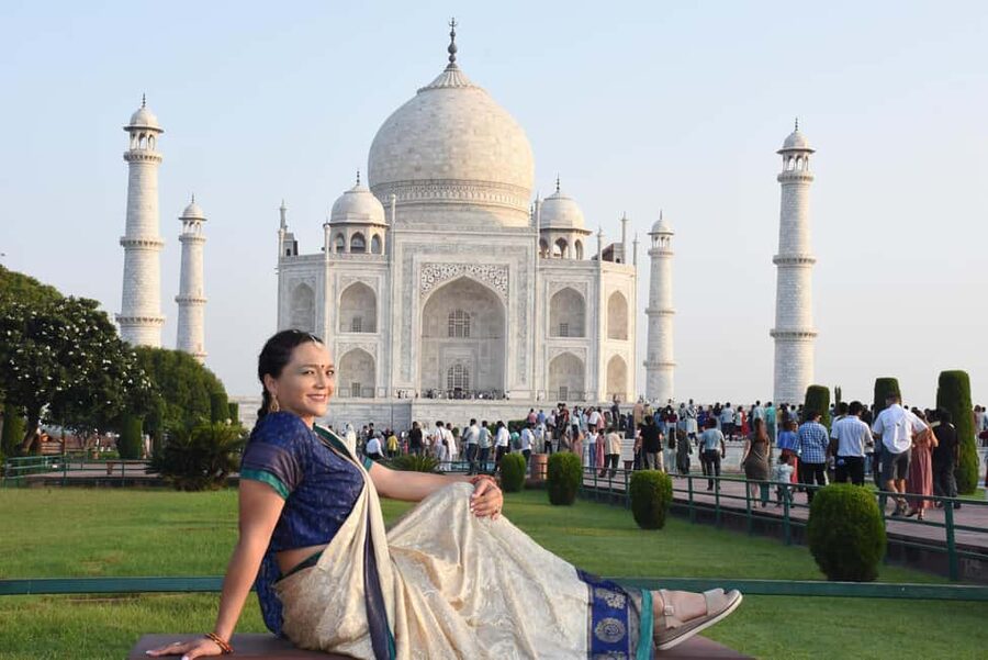 Taj Mahal & Agra Fort Private Tour with Lunch & Pickup - Should you book it?