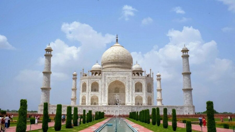Taj Mahal & Agra Fort Private Tour with Lunch & Pickup - Sunrise or daytime: choose the right version