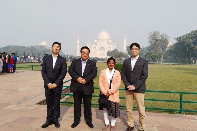 Taj Mahal and Agra fort express visits with tickets assistance - Starting at the Taj Mahal
