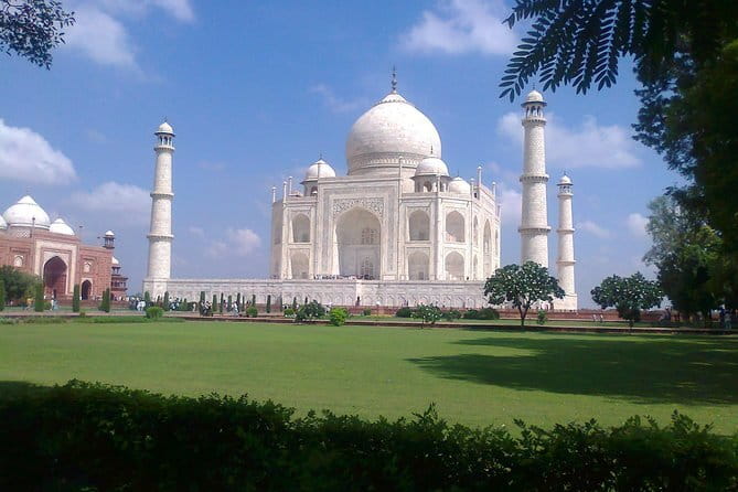 Taj Mahal by Tuk Tuk : A Local-Style Adventure - Lunch and the end of the day