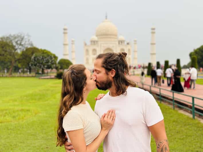Taj Mahal Day Trip from Delhi by Gatimaan Express Train - Key points to know before booking
