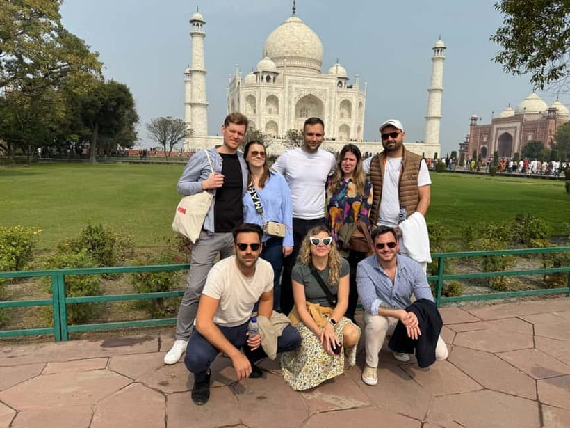 Taj Mahal Day Trip from Delhi by Gatimaan Express Train - Two hours inside the Taj Mahal grounds