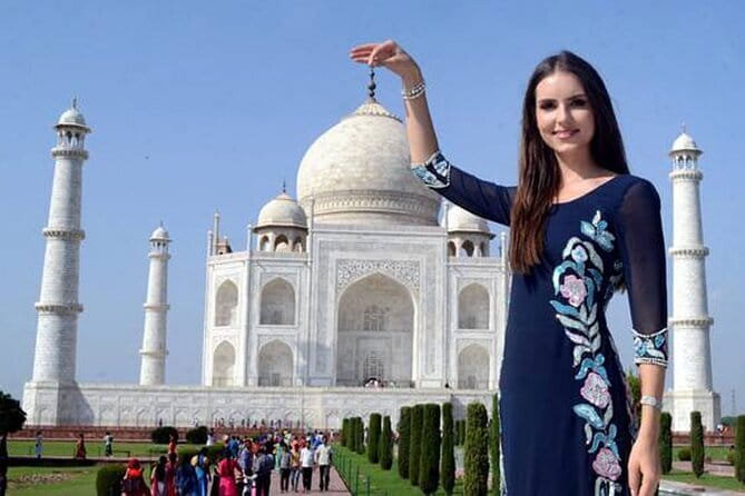 Taj Mahal Entrance Ticket - What the private format changes