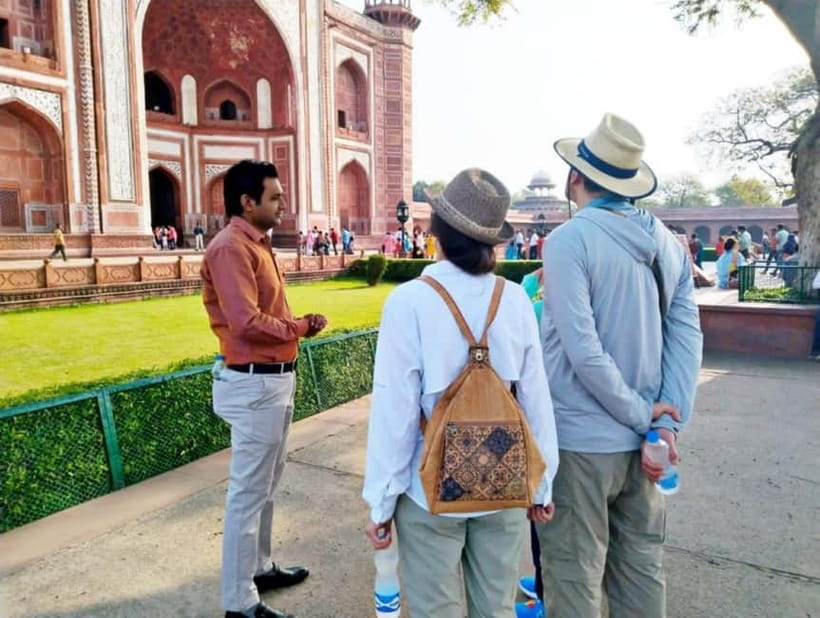 Taj Mahal Express Entry Ticket – Sunrise & Daytime Options - How the timing affects the value