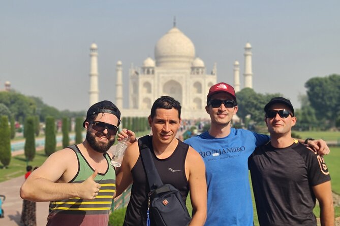 Taj mahal Private Tour with Entry Ticket and Guide - Why a private guide helps at the entrance