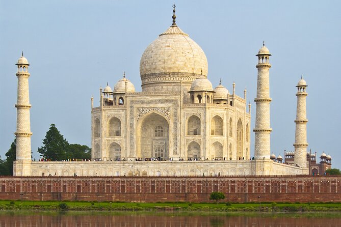 Taj Mahal Skip the Line Private Guided Tour - Water, shoes, food, and what to carry