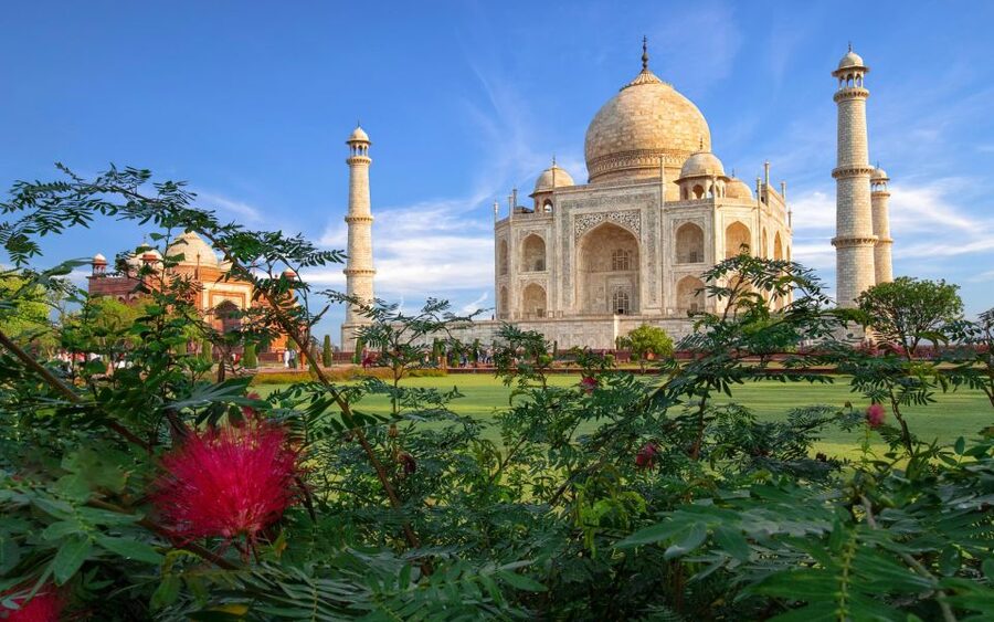 Taj Mahal Sunrise & Agra Fort Tour with Fatehpur Sikri - Fatehpur Sikri and its grand gateways