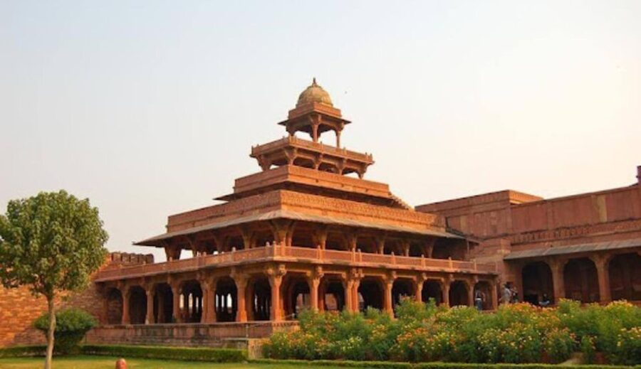 Taj Mahal Sunrise & Agra Fort Tour with Fatehpur Sikri - What the $32 price covers