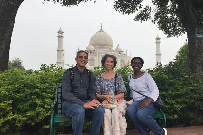 Taj Mahal Sunrise Tour & Full day Agra With Local Guide - What the private car changes