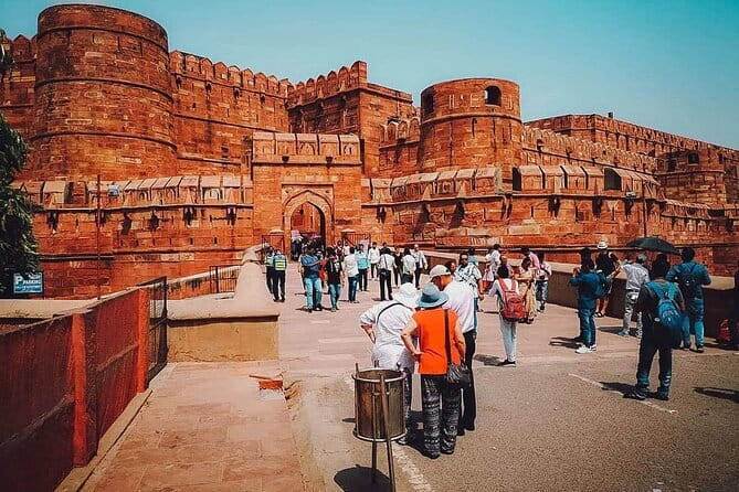 Taj Mahal Sunrise Tour & Full day Agra With Local Guide - The guide can make or break the day