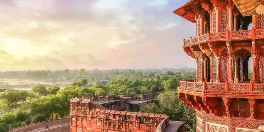 Taj Mahal Tour with Optional Wildlife Rescue Center Visit - The midday break and the risk of unwanted shopping