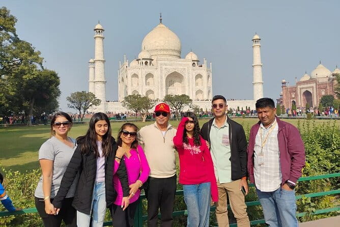 Taj Mahal visits with Licensed Guide with Entry Assistance - Entering the Taj Mahal With Ticket Assistance