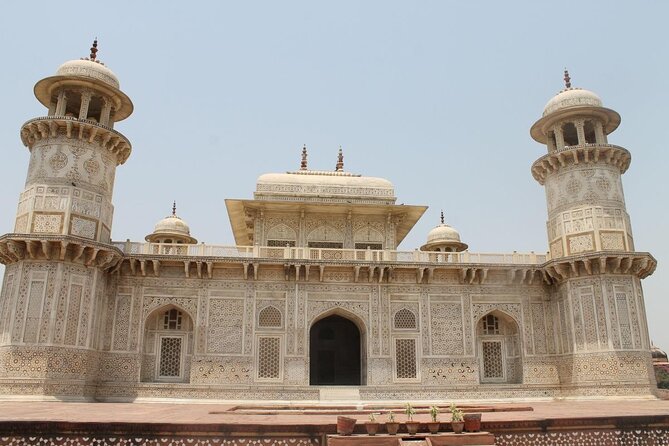 Tajmahal Full day Tour by tuk tuk - Key points at a glance