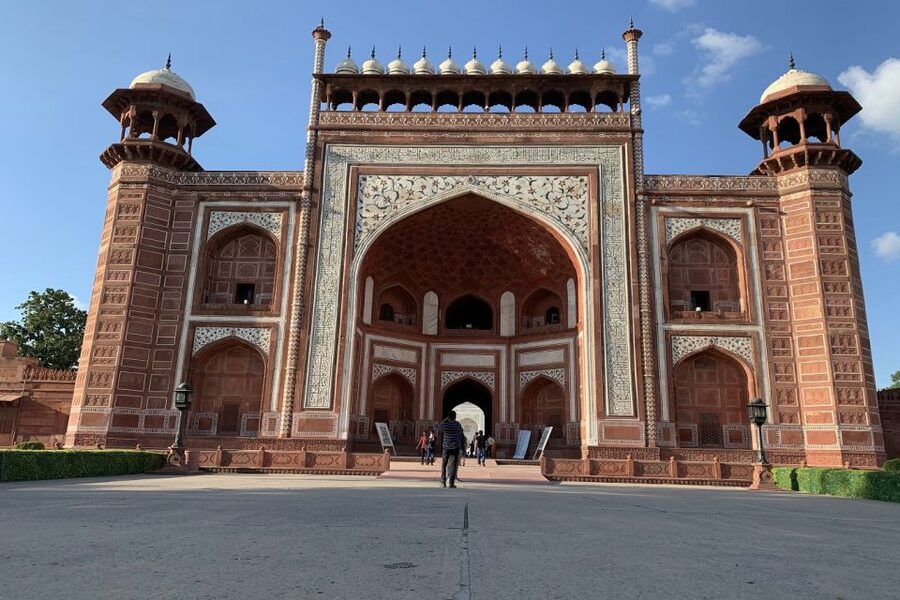 Tajmahal With Mausoleum Skip The Line Ticket With Guide - Who will get the most from this visit