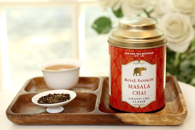 Tea Tasting Session at India's oldest tea boutique : Sancha Tea Boutique - What the tea expert explains as you taste