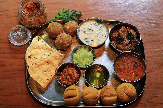Traditional Dinner with Indian Family in Jaipur With Transfers - Key points to know before booking