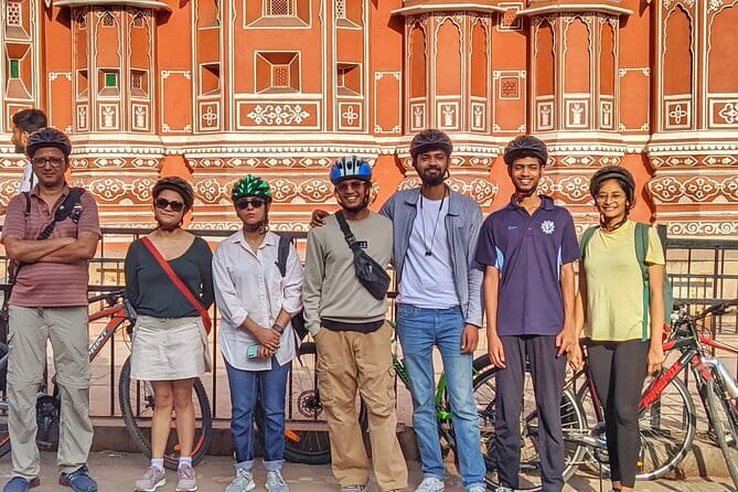 Walking Tour Jaipur India - Isarlat, the 140-foot Sargasuli tower