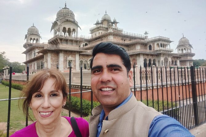 Walking Tour of Pink City (World Heritage Site) with Local Guide - Chandpol Bazar and Ishwar Lat
